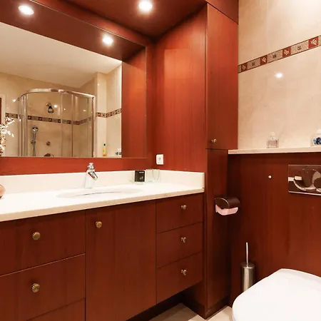 Fettolina Yourhosthelper * Cannes