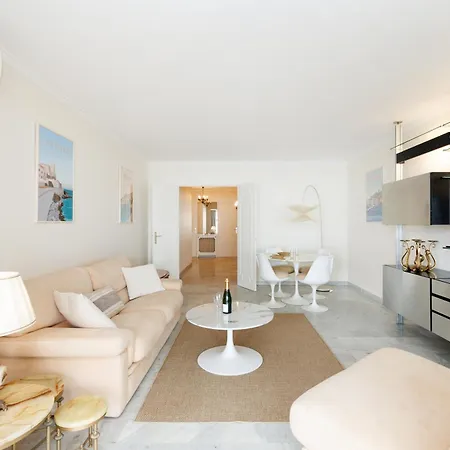 Fettolina Yourhosthelper * Cannes