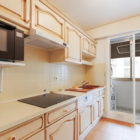 Fettolina Yourhosthelper Apartman Cannes